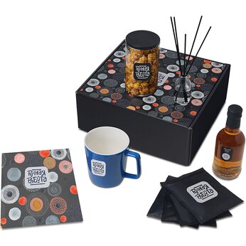 Подарочный набор «Re:y. Treat» с кружкой, сиропом и попкорном