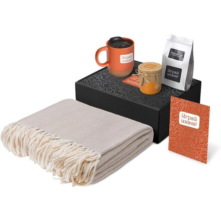 Подарочный набор «Re:y. Nest» с пледом, кружкой и вареньем